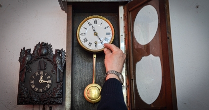 Románia vasárnap hajnalban áttér a nyári időszámításra